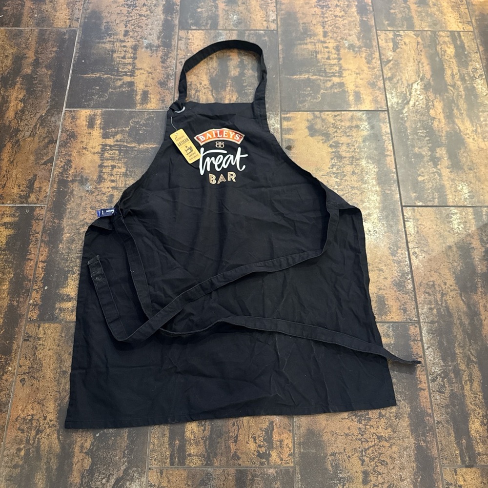Bailey's Black Apron